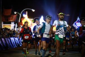 BIB: 9025
                            <button type="button" onclick="openModal(22675678)" class="btn btn-primary btn-sm float-right btn-popup" data-toggle="modal" data-target=".modal-high-quality">
                        <i class="fas fa-shopping-cart"></i> Add to Cart
                    </button>
                                            <button type="button" onclick="isThisMe(22675678, true)" class="btn btn-success btn-sm float-right btn-popup btn-isme hidden" data-toggle="tooltip" data-placement="bottom" title="นี่คือรูปของคุณใช่ไหม คลิกที่นี่เพื่อเอาเข้าอัลบั้ม">
                        <i class="fas fa-plus"></i> Add to album
                    </button>
                    <button type="button" onclick="isThisMe(22675678, false)" class="btn btn-warning btn-sm float-right btn-popup btn-isnotme hidden">
                        <i class="fas fa-ban"></i> Remove from album
                    </button>